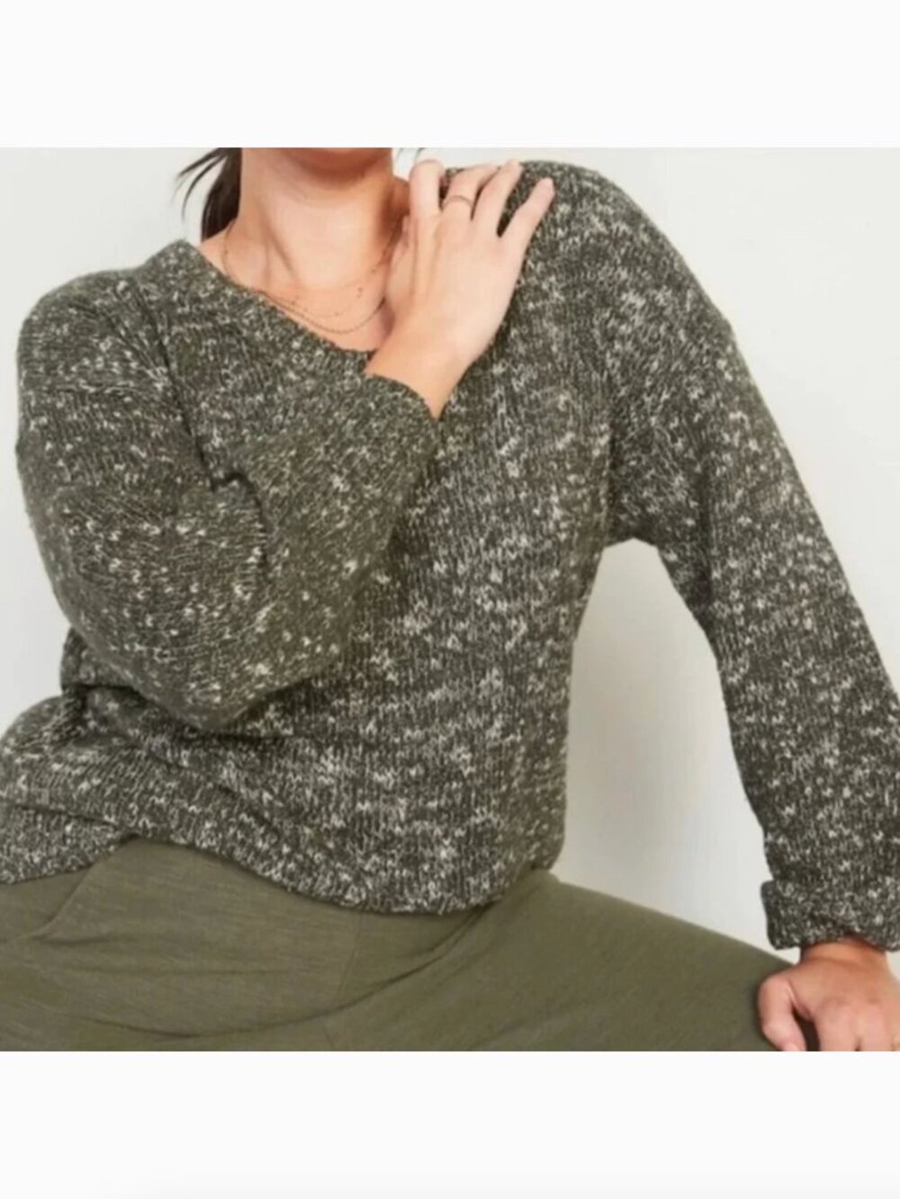 OLD NAVY Oversized Voop Neck Cotton Stretch Tunic Sweater Olive Green White Warm
